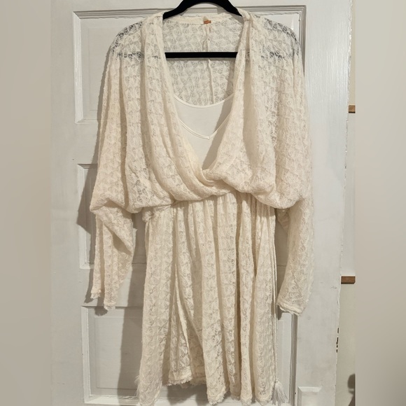 Free People Snug Bug Faux Wrap Mini Sweater Dress Cream Lace Tassel Boho - Picture 3 of 10